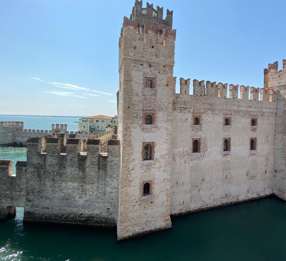 Apartament Castello Mavino Sirmione Zewnętrze zdjęcie